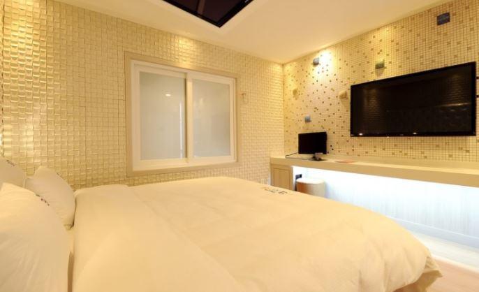 Songjeong Hotel 369 Пусан Екстер'єр фото
